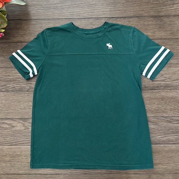 Boys Abercrombie kids green t shirt - Picture 6 of 15
